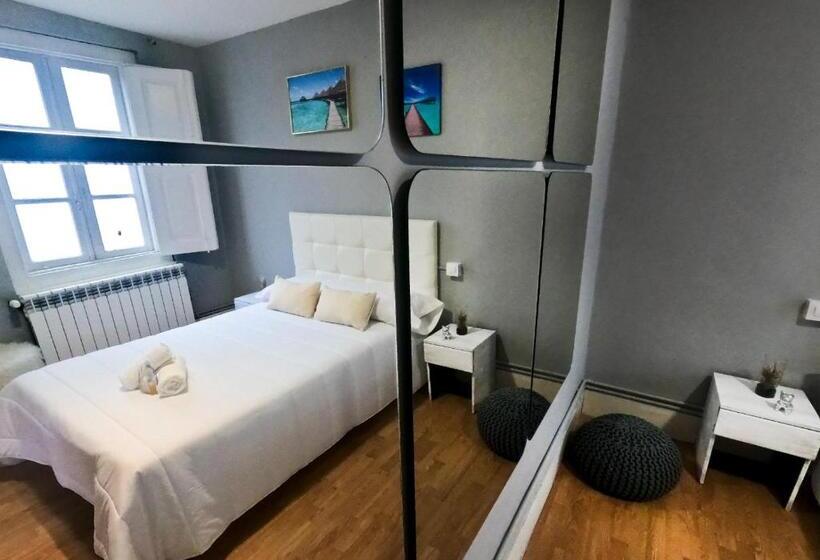 Номер Стандарт, W14 Hostales
