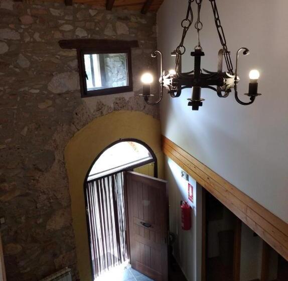 Кровать в Общей Комнате, Casa Rural Borrenes Las Médulas