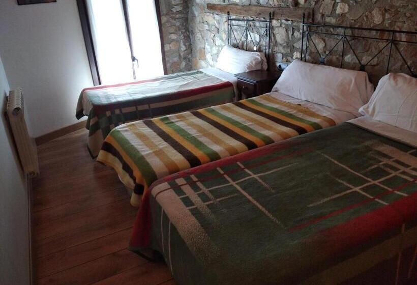 Кровать в Общей Комнате, Casa Rural Borrenes Las Médulas
