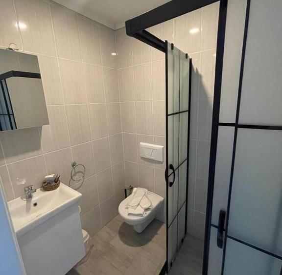 اتاق استاندارد با چشم‌انداز باغ, Purlen Otel