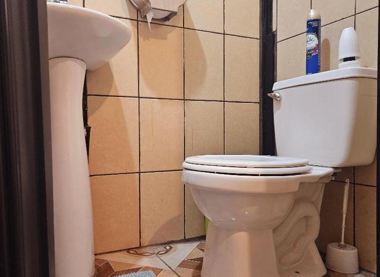 اتاق استاندارد با چشم‌انداز کوهستان, Cermeño S House