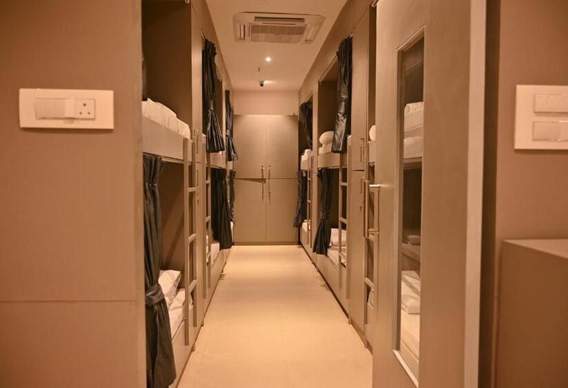 Кровать в Общей Комнате, Bed & Bread Dormitory