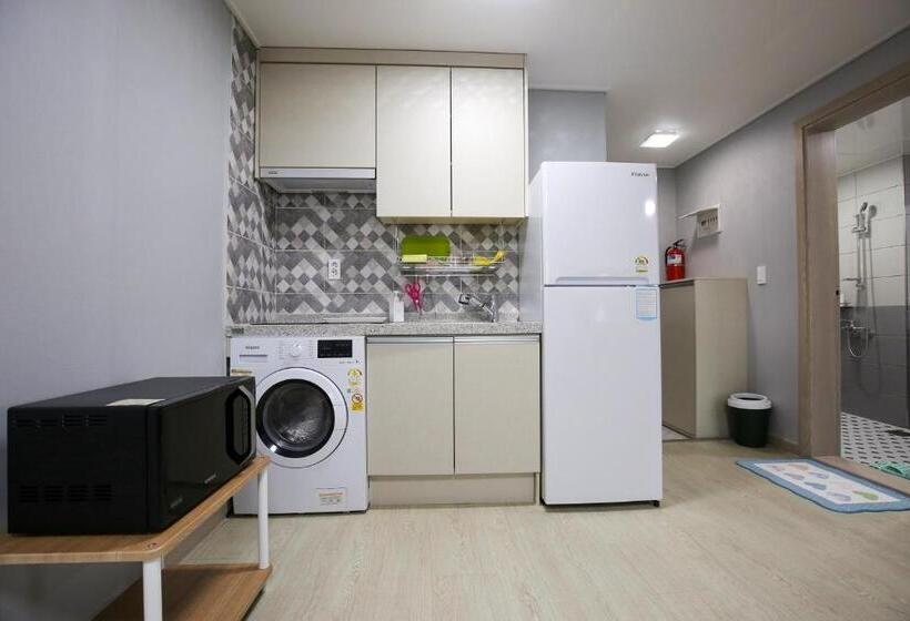 Quarto Estandar Vista Mar, Sogco Jajapensyeon