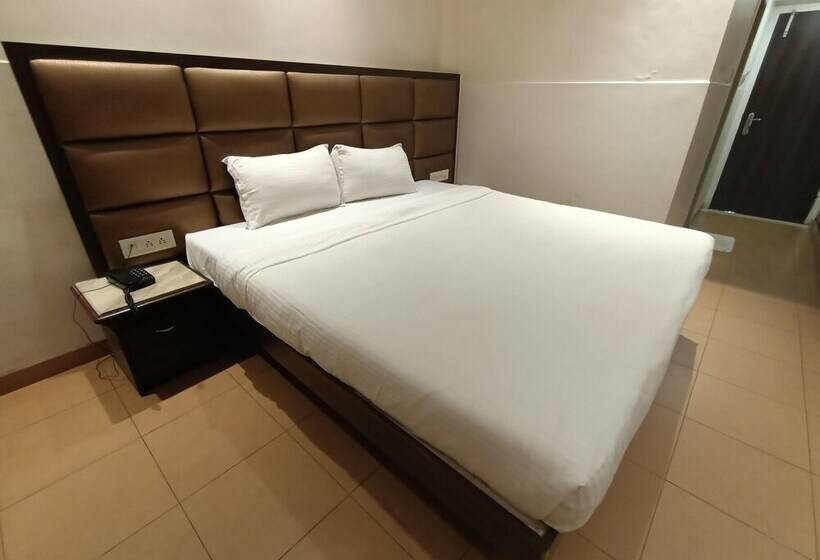 豪华房间, Royal Garden Resort