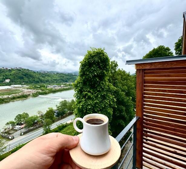 بانگلوی استاندارد, Ces Bungalov