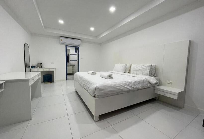 Номер Superior, Collection O To The Sea Resort Thailand