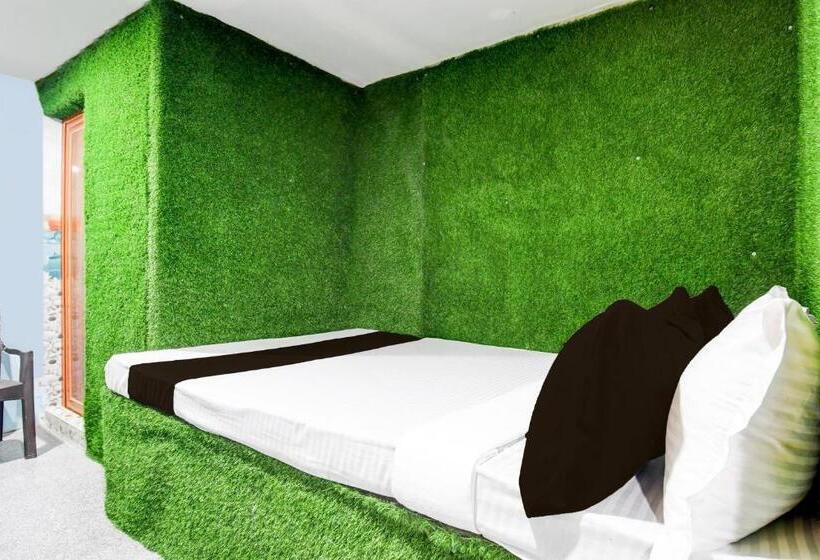 اتاق کلاسیک سه تخته, Spot On Hotel Shree Krishna