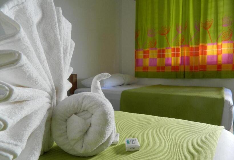 スタンダード４人部屋, Emotion Avenida Tulum Hotel & Hostal