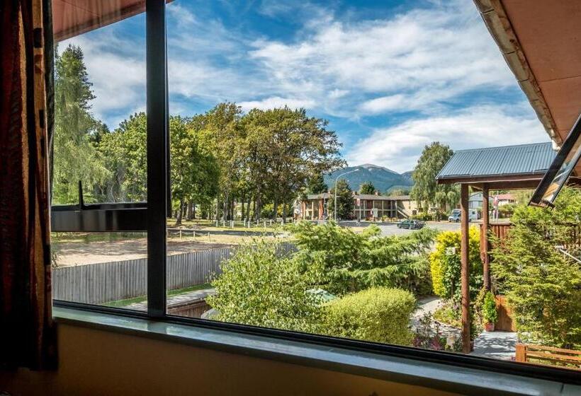 공동 객실, Kakapo Lodge