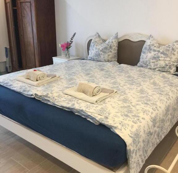 Студия Стандарт, Bed And Breakfast 57