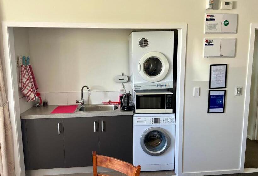 Апартаменты 2 Спальни, Jennie's In Whitianga