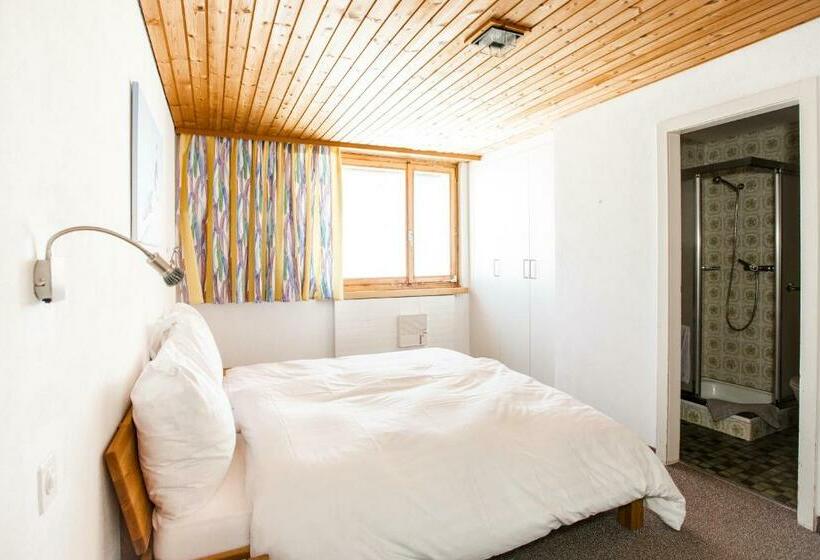スタンダード４人部屋, Galaaxy Mountain Hostel