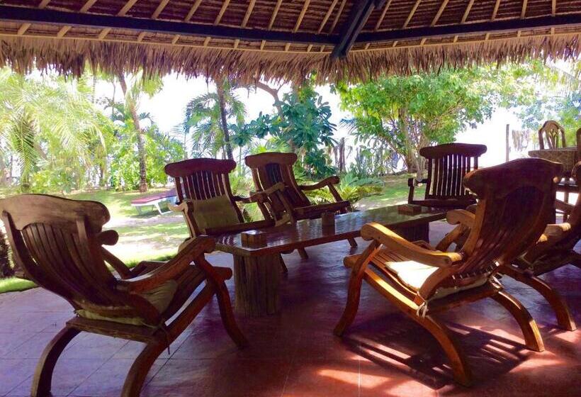 Бунгало Стандарт, Ravenala Beach Bungalows