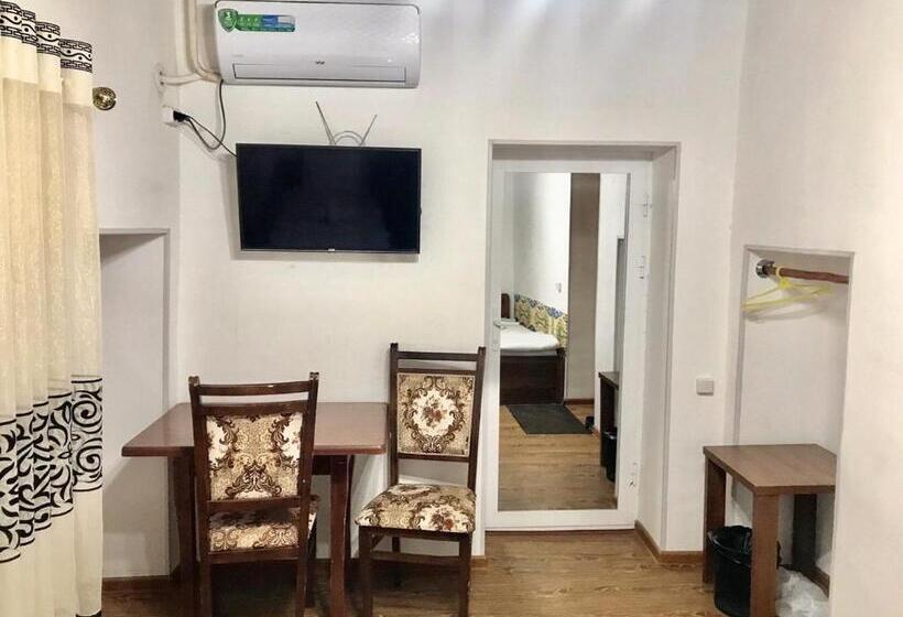 4인용 스탠다드 룸, Ohun Caravan Sarai