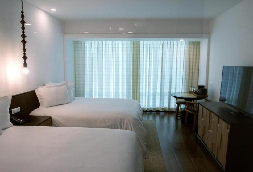 اتاق لوکس, Eurobuilding Hotel & Suites Lecheria