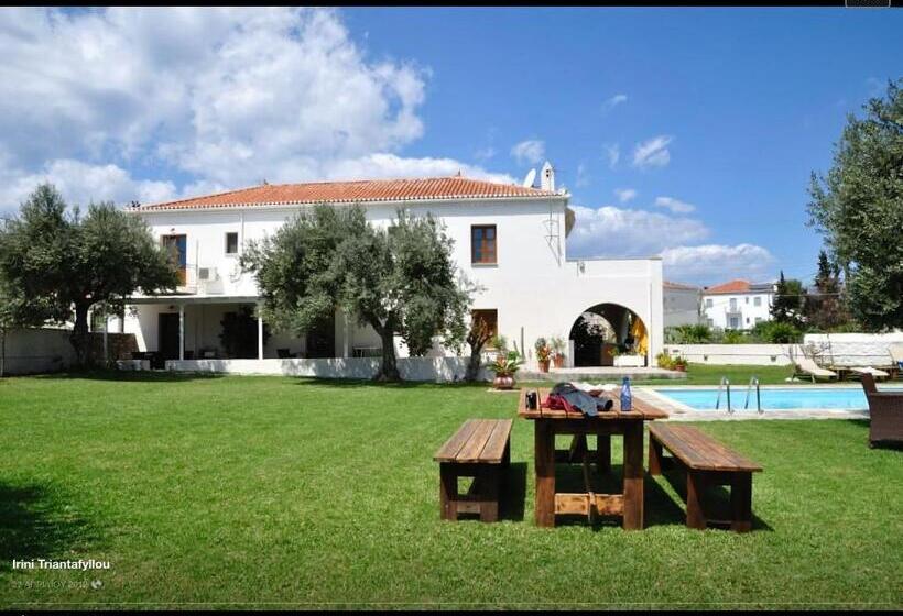 Апартаменты с 1 спальней, смежные, Villa Irini