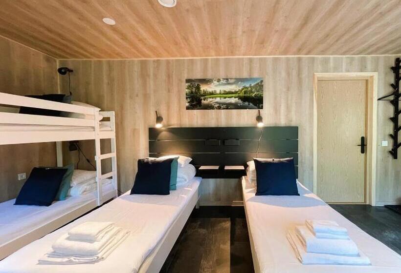 패밀리 룸 공용 욕실, Beach Hotel Santalahti