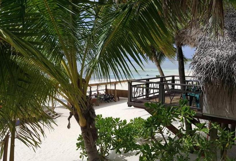 스탠다드 방갈로, Paradise Cove Lodge