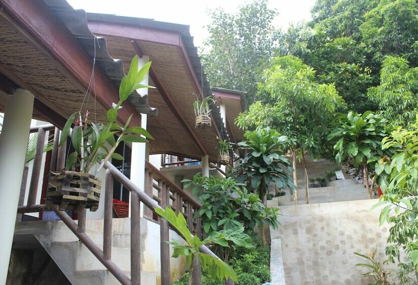 Standard Bungalow, Gauguin Resort