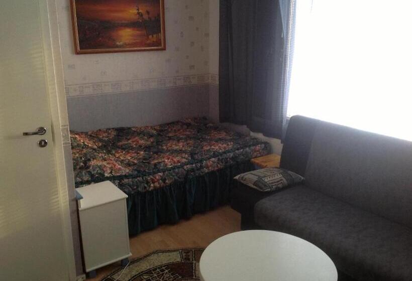 Семейный Номер, ämmän Hotelli