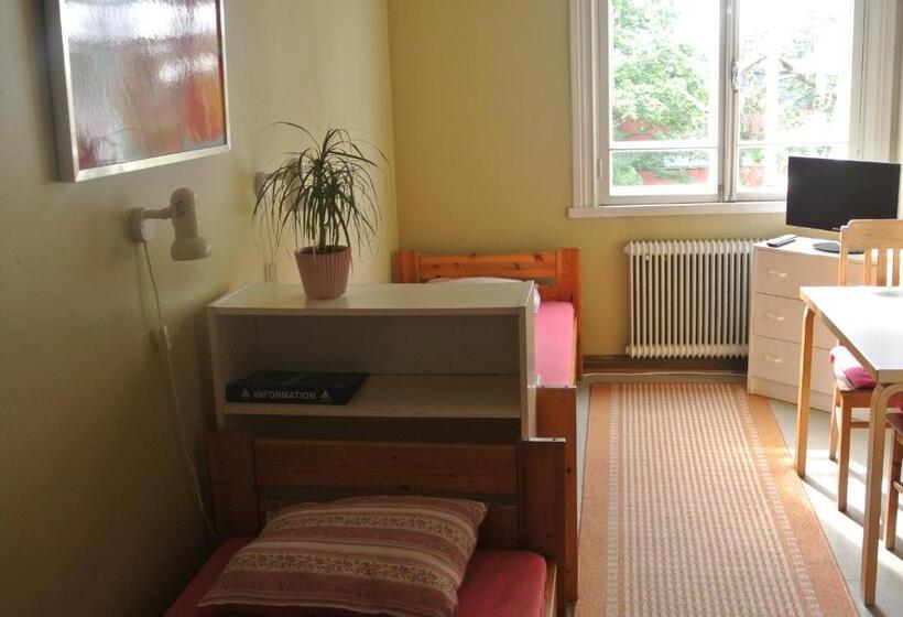 Номер Стандарт Совместная Ванная, Porvoo Hostel