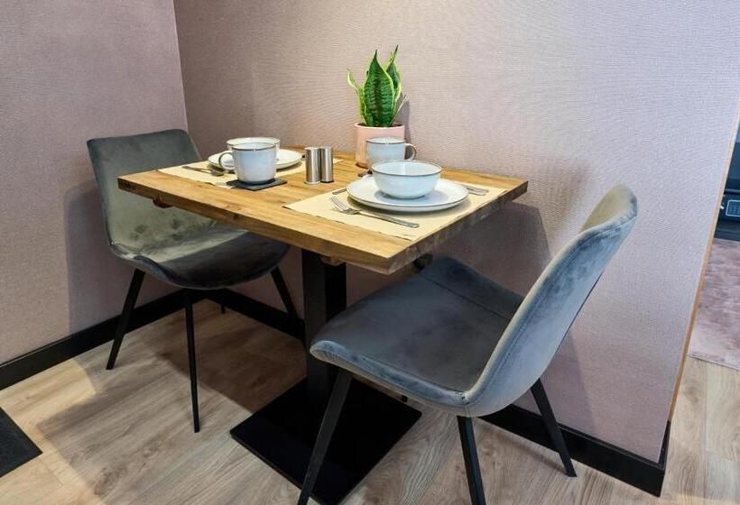 Апартаменты Премиум 1 Спальня, Grandis Premium Apartments