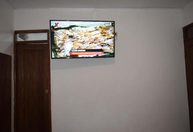 Номер Стандарт Трехместный, Hostal Valle Dorado 103