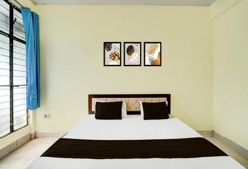 Трехместный Номер Классика, Oyo Hotel Krishna