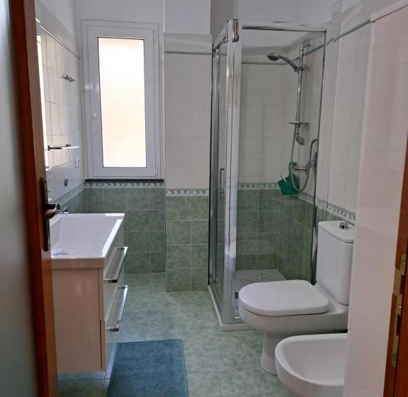 اتاق استاندارد, Nancyanna House