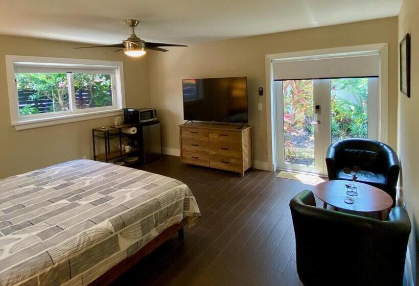 اتاق استاندارد با تخت بزرگ, Riverbank Guesthouse Wilton Manors
