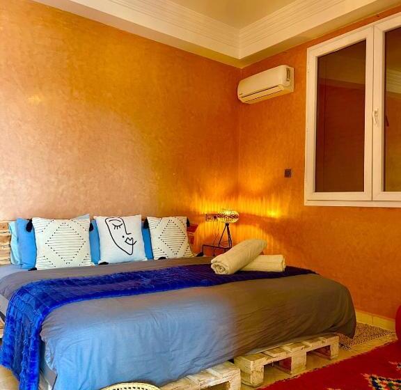 اتاق اکونومی, S&s Chill House
