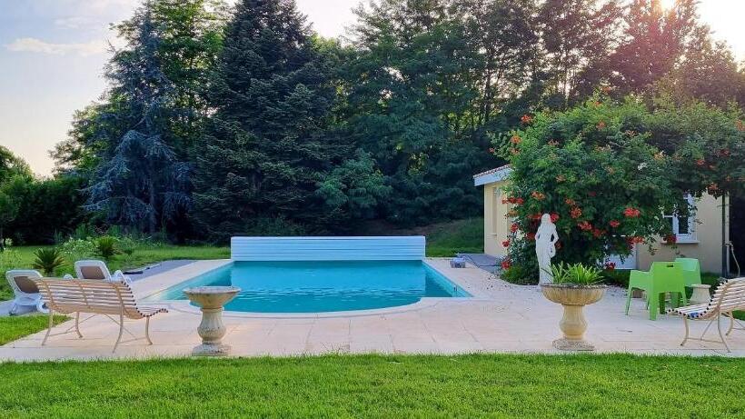 Номер Стандарт Вид на Сад, Bergerac Chambres D Hôtes Ibis D Or