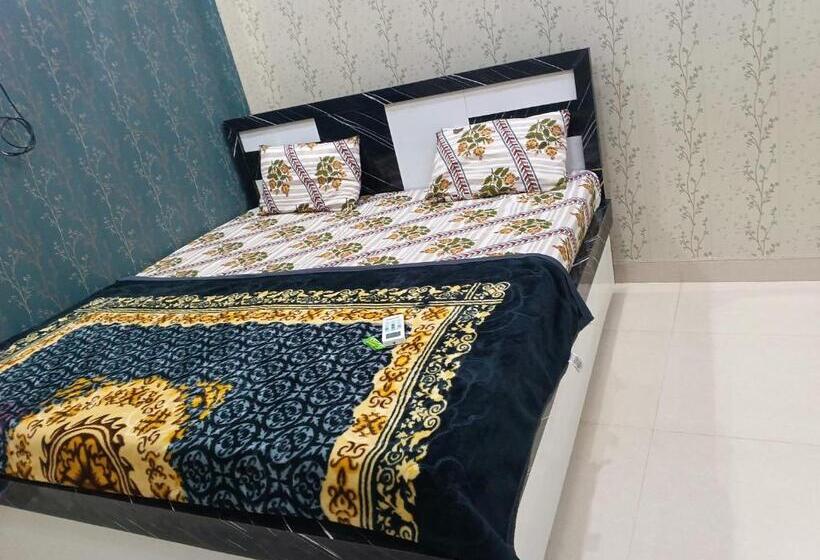 Номер Стандарт, Pari Residency 5 Mint Walking From Shri Ram Janmabhoomi Temple