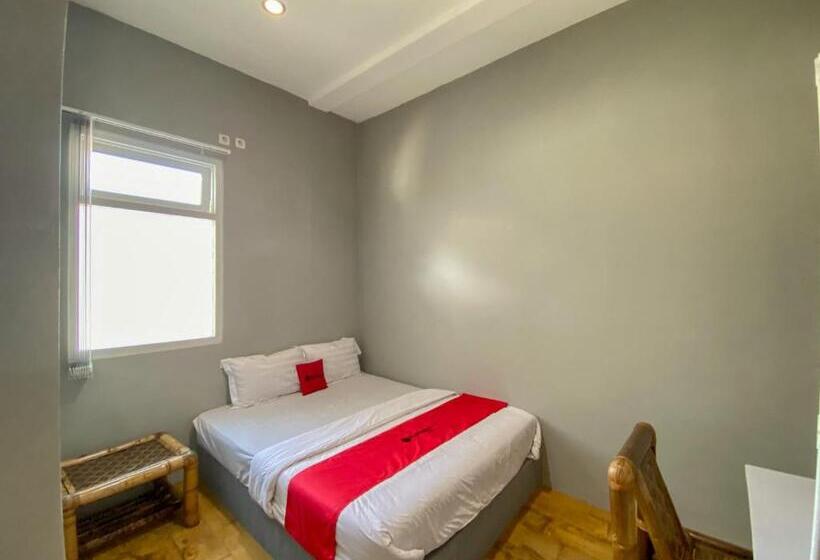 Номер Стандарт, Reddoorz Near Balai Kota Yogyakarta Timoho