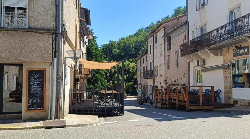 Номер Стандарт, Les Chambres Des Artistes