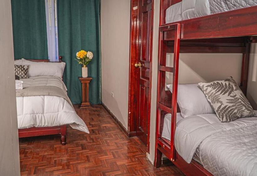 Quarto Triplo Comfort, Ukuku Hostel
