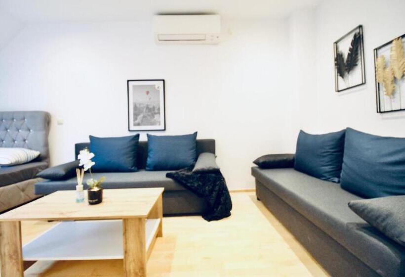 اتاق استاندارد چهارنفره با سرویس بهداشتی مشترک, 6 Min To Amusement Park   Economy Rooms In Shared Apartment