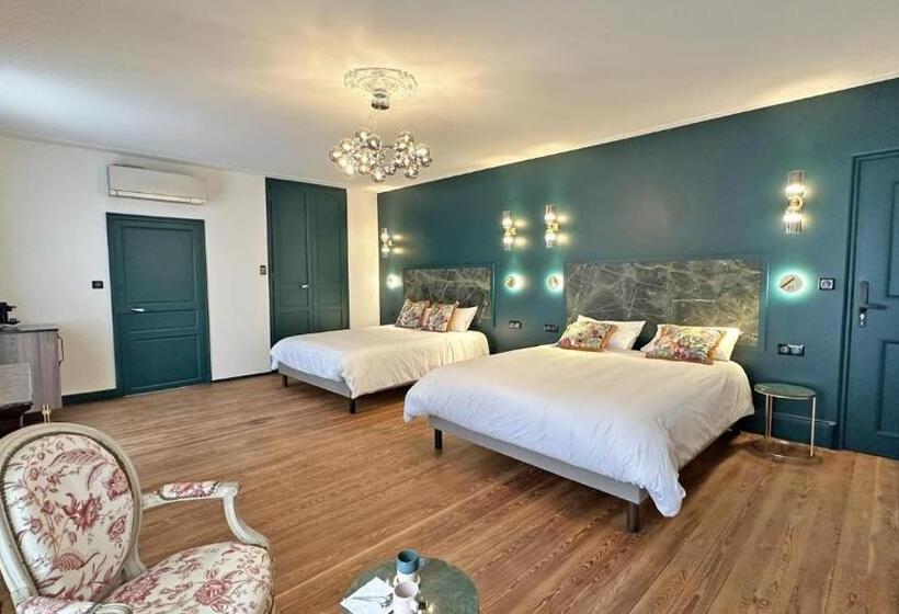 Семейный Номер, Le Manoir Des Perrieres