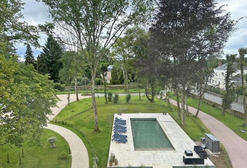 Номер Стандарт, Le Manoir Des Perrieres