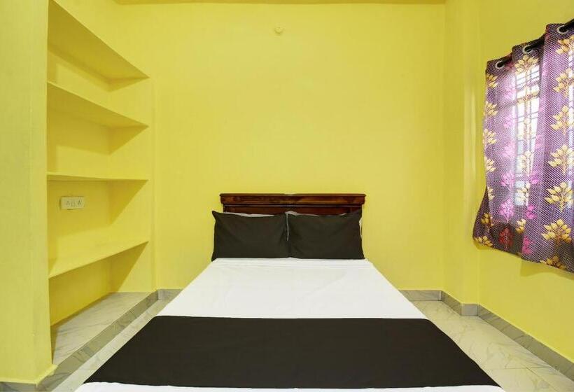 Трехместный Номер Классика, Oyo A1 Guest House