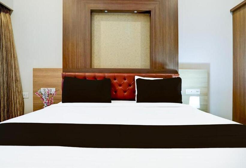 Трехместный Номер Классика, Super Hotel O Aquamarine Suites