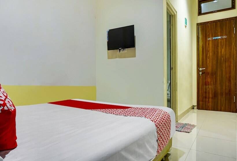 Quarto Estandar, Oyo 91182 Kos Ta Homestay Makassar