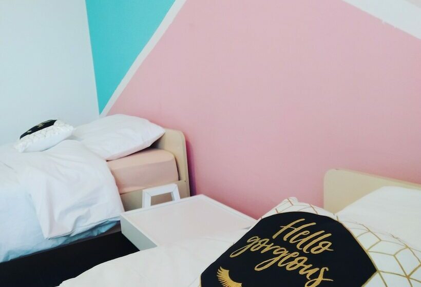バス共有のスタンダードルーム, Voyage Hostel
