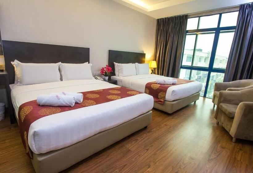 Family Suite, Grand World