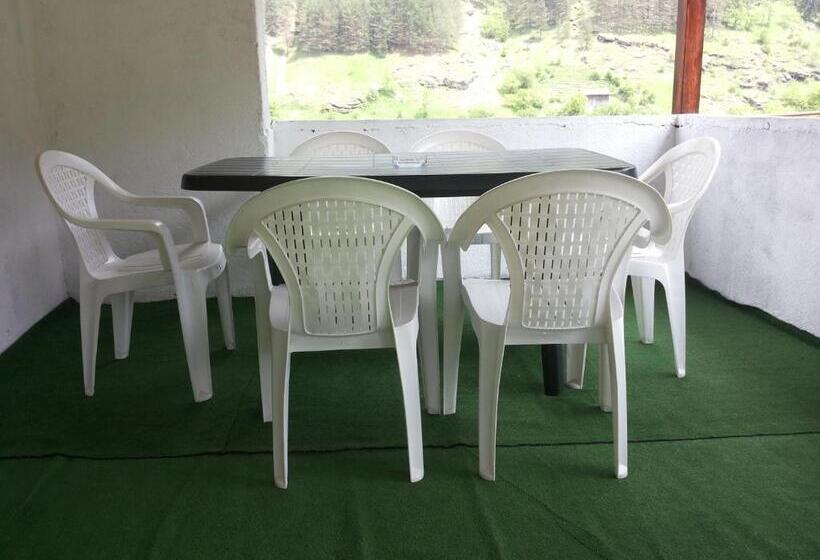 اتاق استاندارد چهار تخته, Rooms Sakalievi