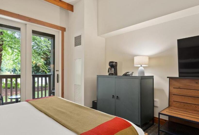 Апартаменты 1 Спальня, 1122 Guest Room The Pines Lodge At Spruce Peak Ski In Ski Out