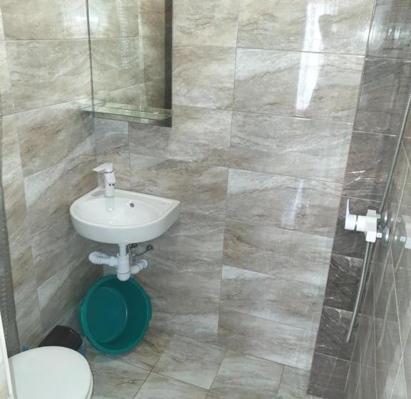 Семейный Номер, Otel Elena