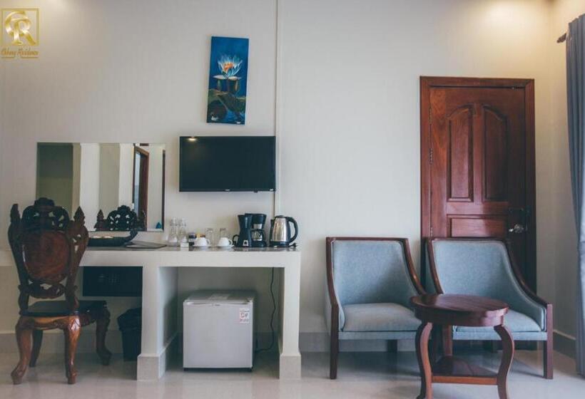 デラックススイート, Chheng Residence