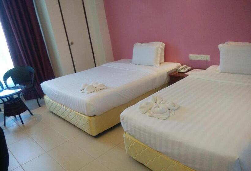 Четырехместный Номер Стандарт, Mny Hotel & Resort