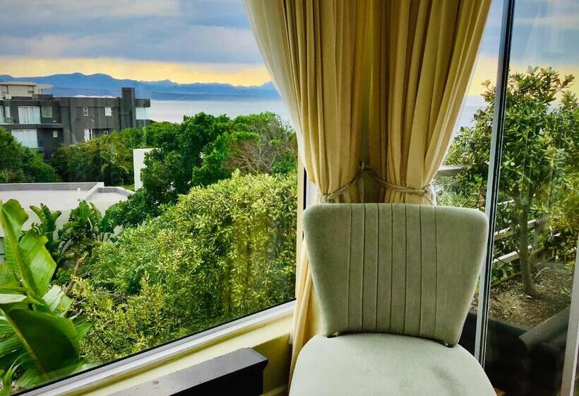 اتاق سوپریور, Dolphins' Playground Beachfront B&b